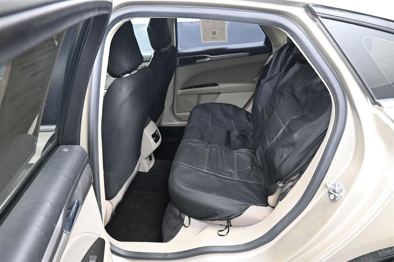 Ford Fusion SE 2017