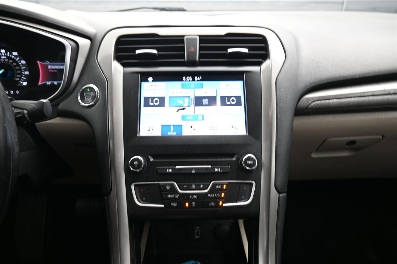 Ford Fusion SE 2017