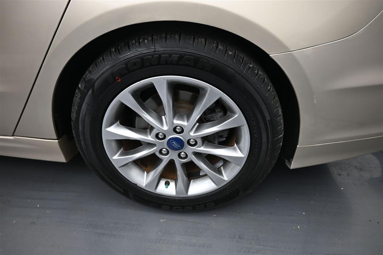 Ford Fusion SE 2017