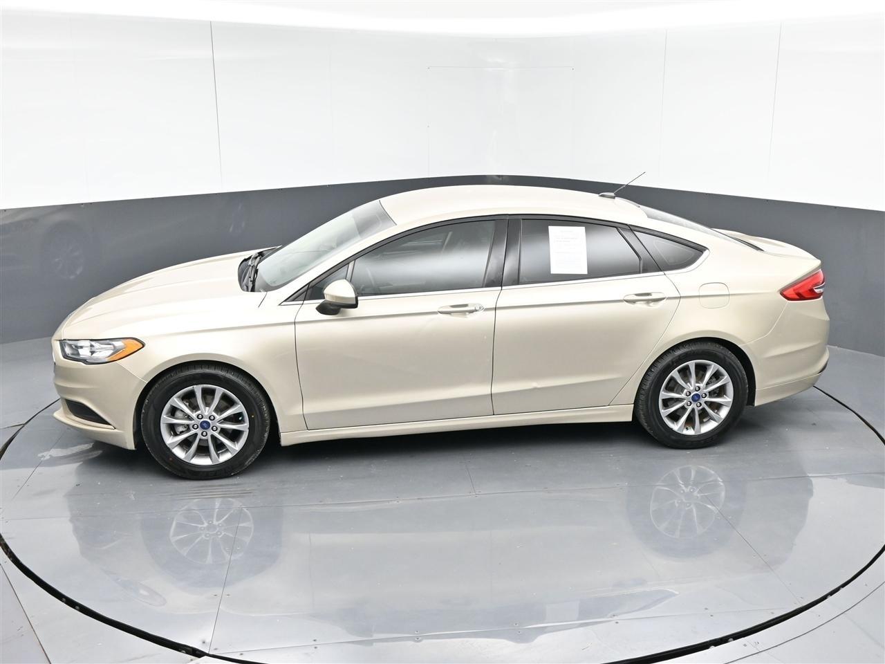 Ford Fusion SE 2017