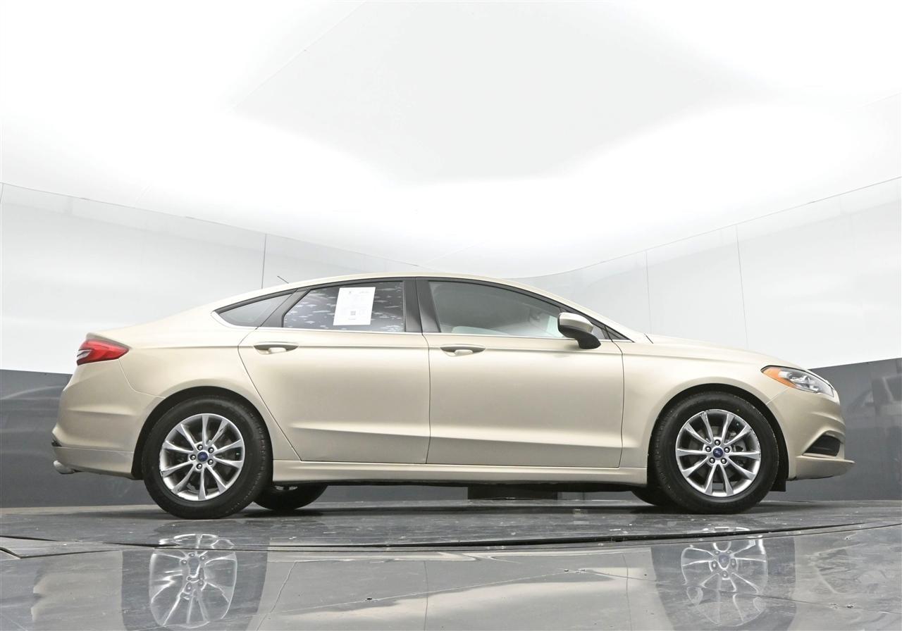 Ford Fusion SE 2017