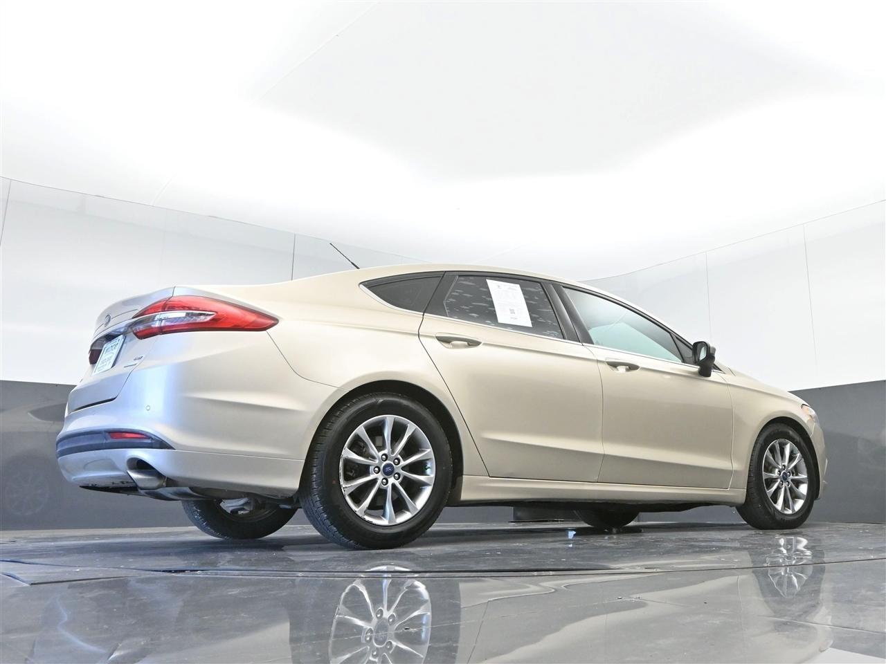 Ford Fusion SE 2017