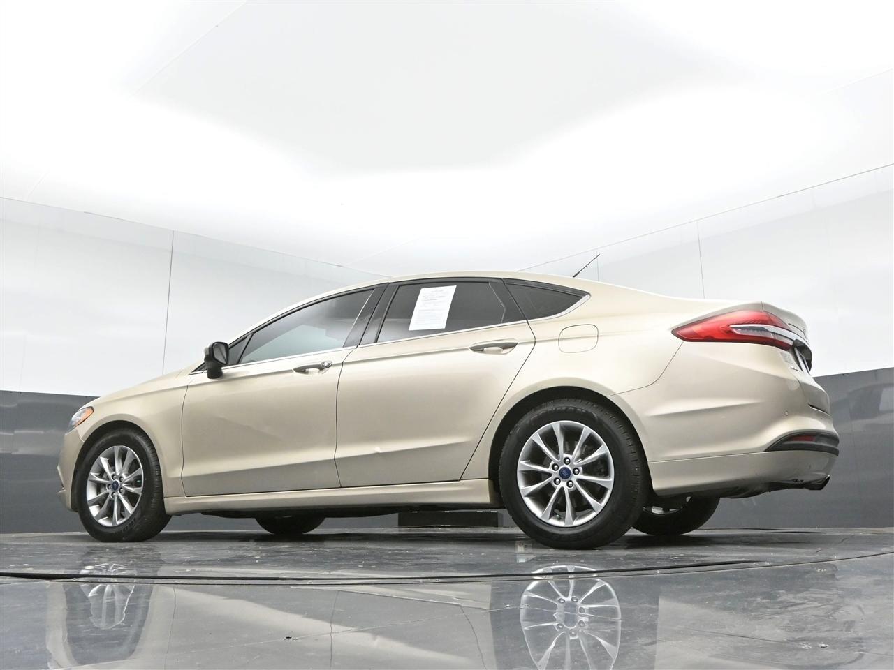 Ford Fusion SE 2017