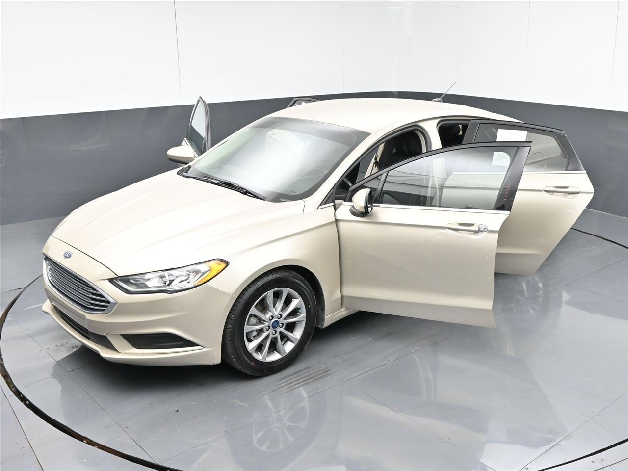 Ford Fusion SE 2017