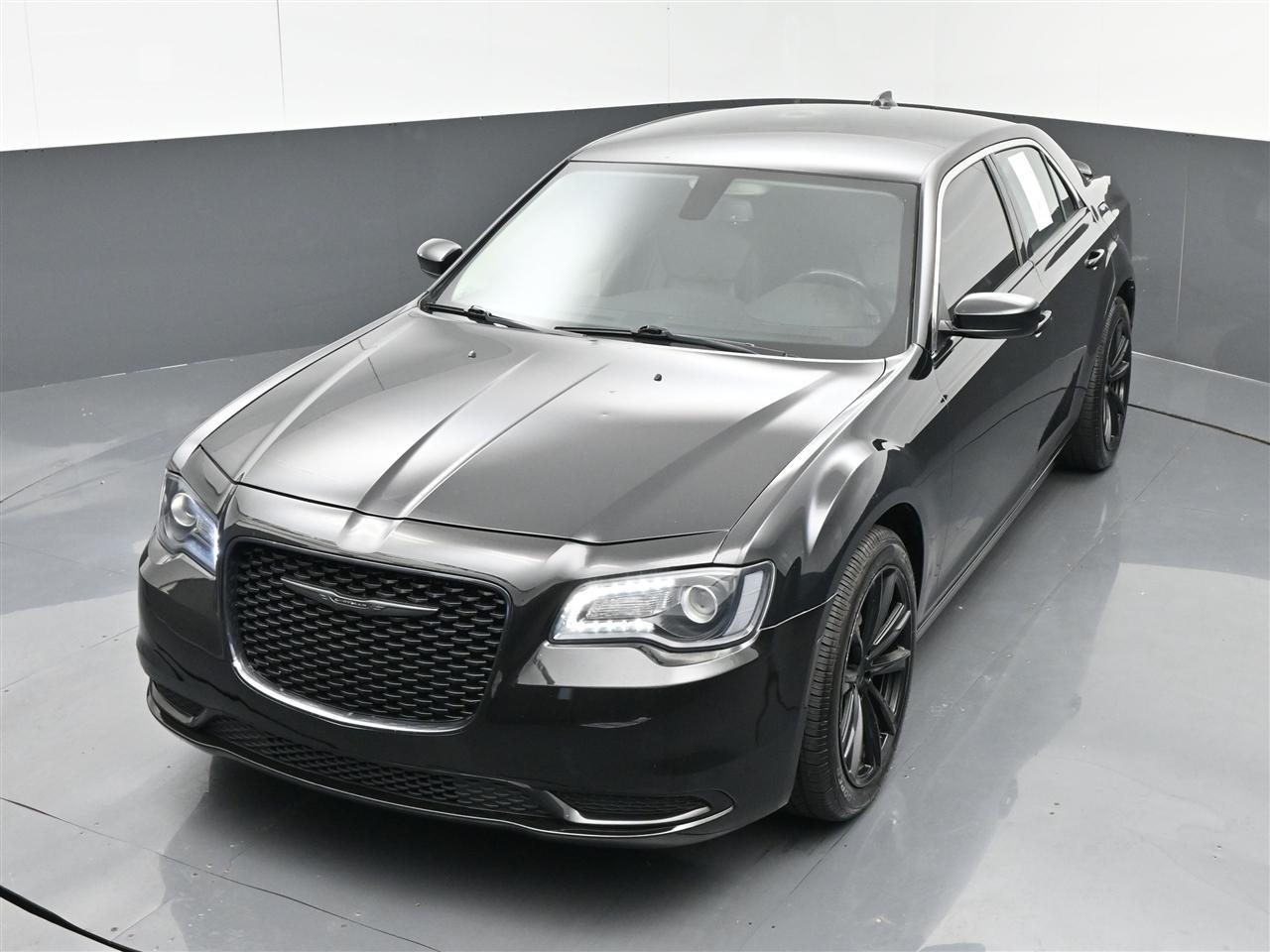 Chrysler 300 Touring 2021