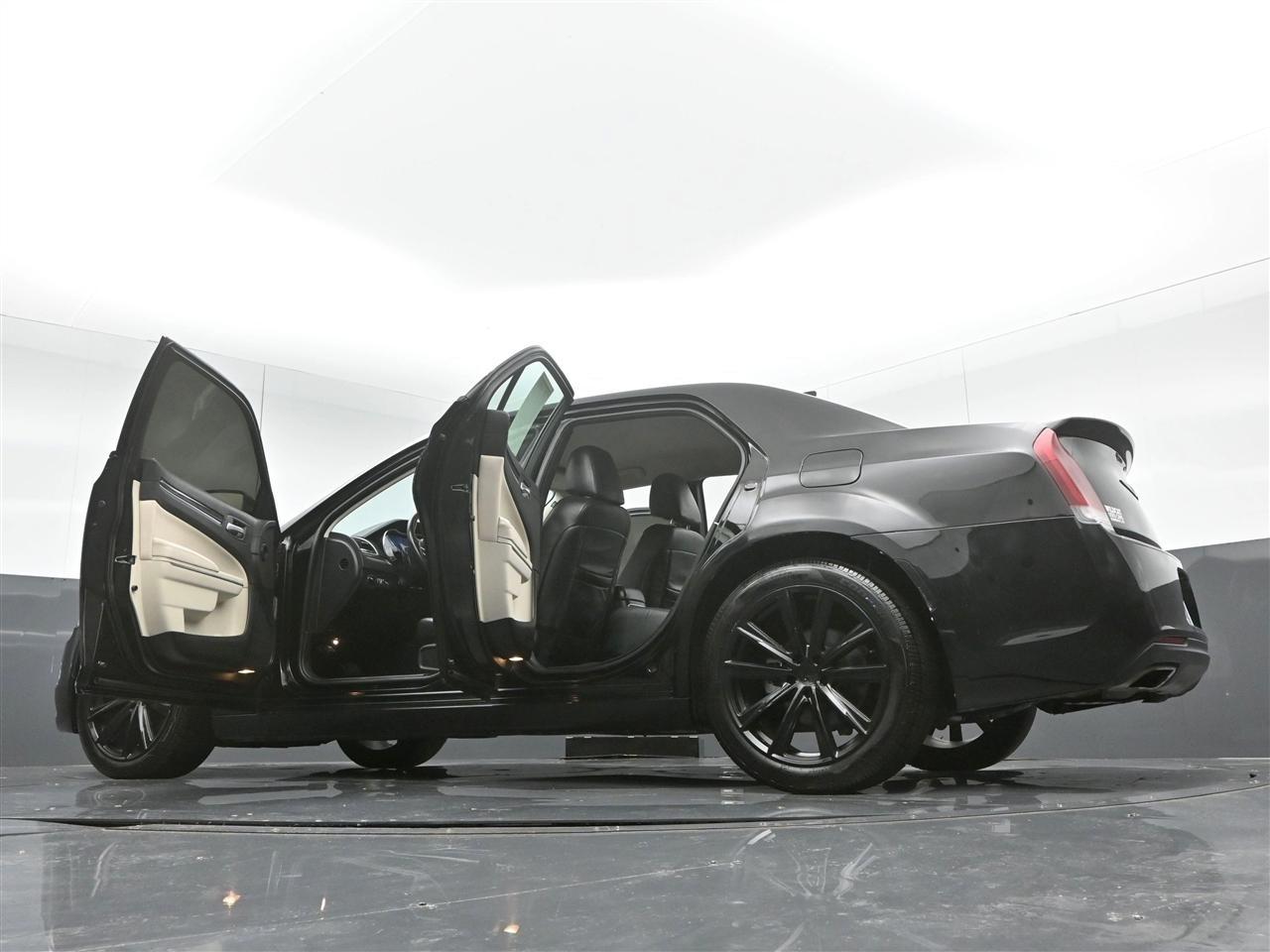 Chrysler 300 Touring 2021
