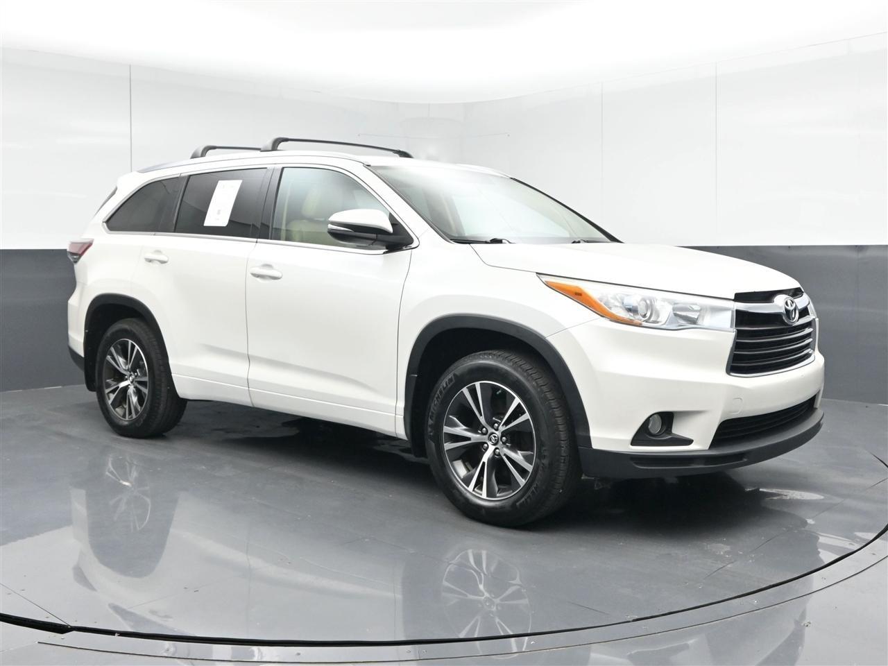 Toyota Highlander XLE AWD V6 2016