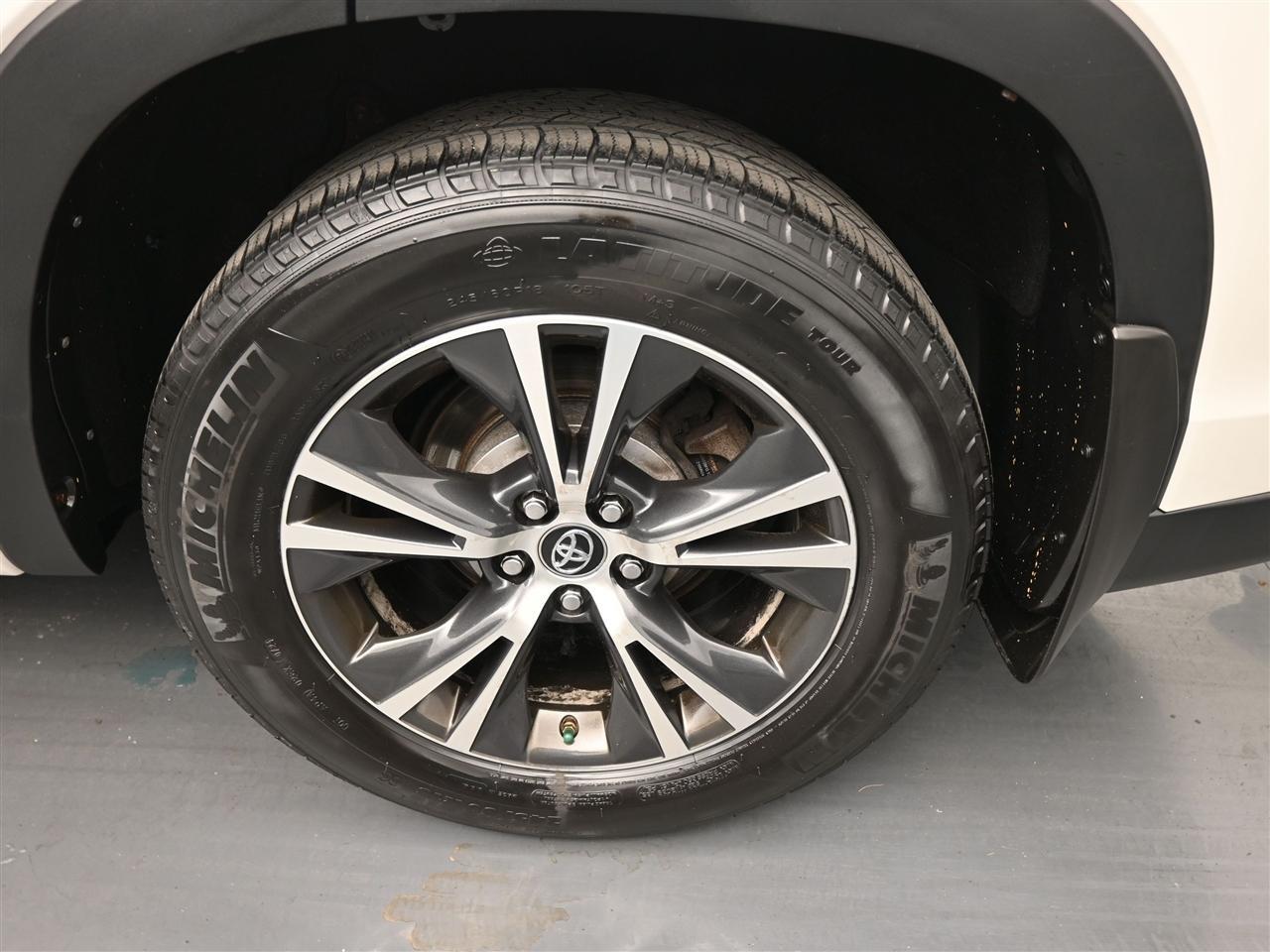 Toyota Highlander XLE AWD V6 2016