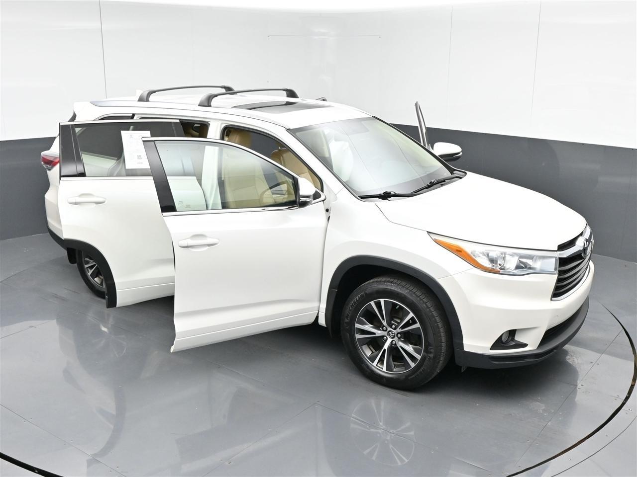 Toyota Highlander XLE AWD V6 2016