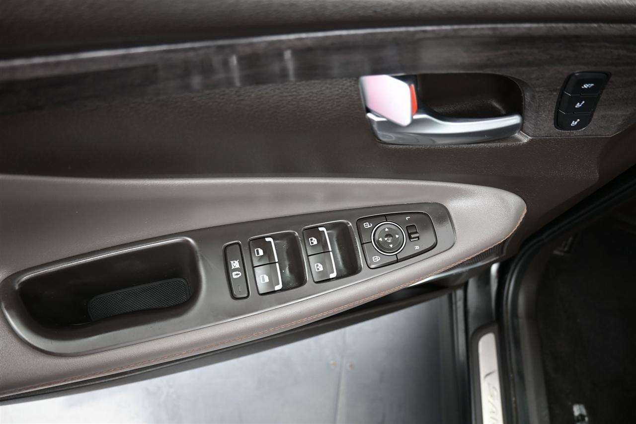 Hyundai Santa Fe Limited 2.0T 2020