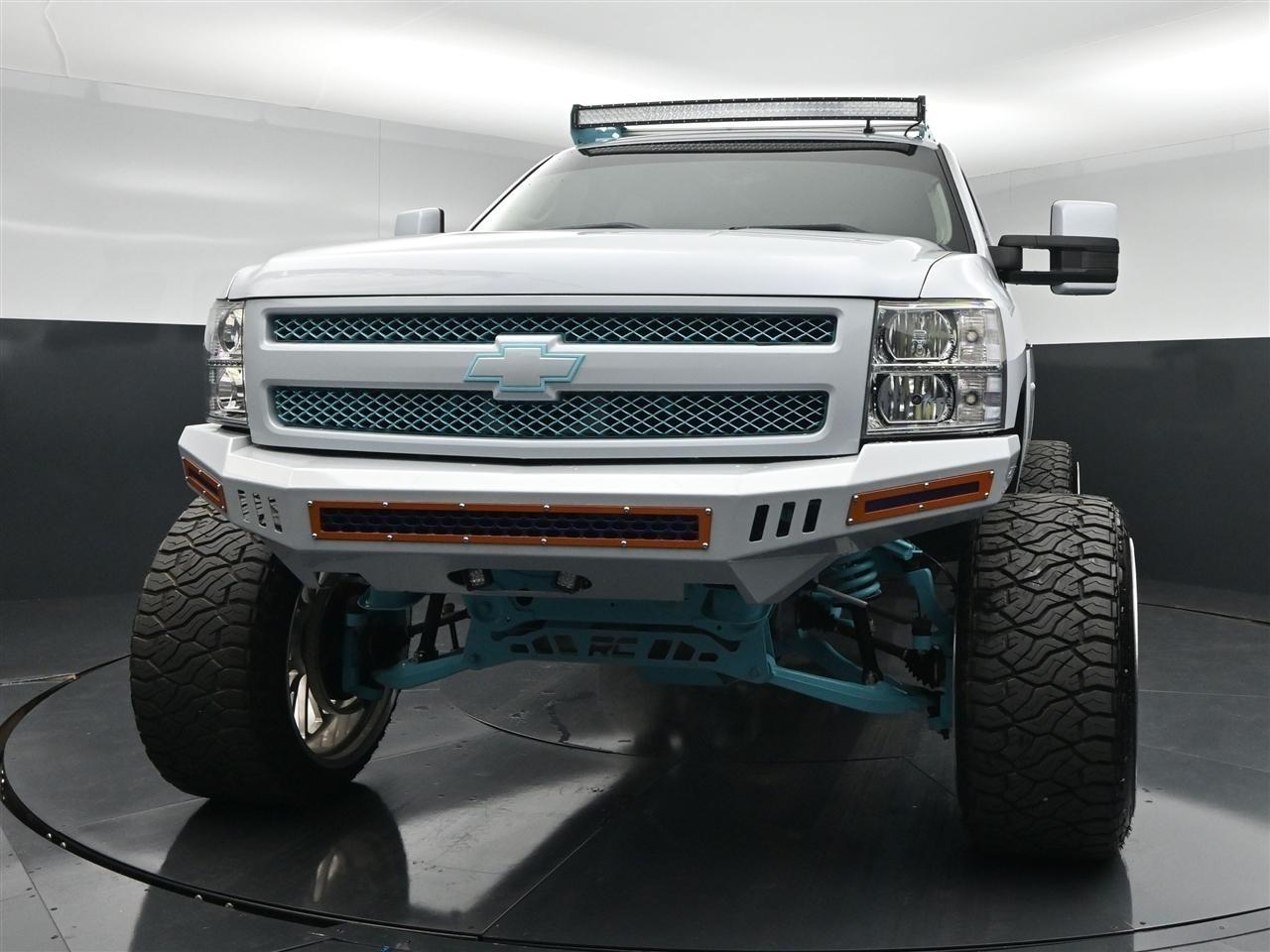 Chevrolet Silverado 1500 LT Crew Cab 4WD 2013