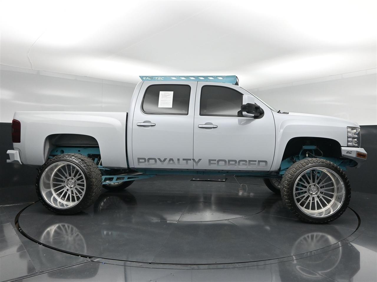 Chevrolet Silverado 1500 LT Crew Cab 4WD 2013