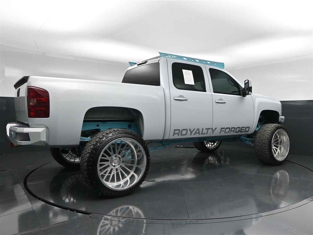 Chevrolet Silverado 1500 LT Crew Cab 4WD 2013