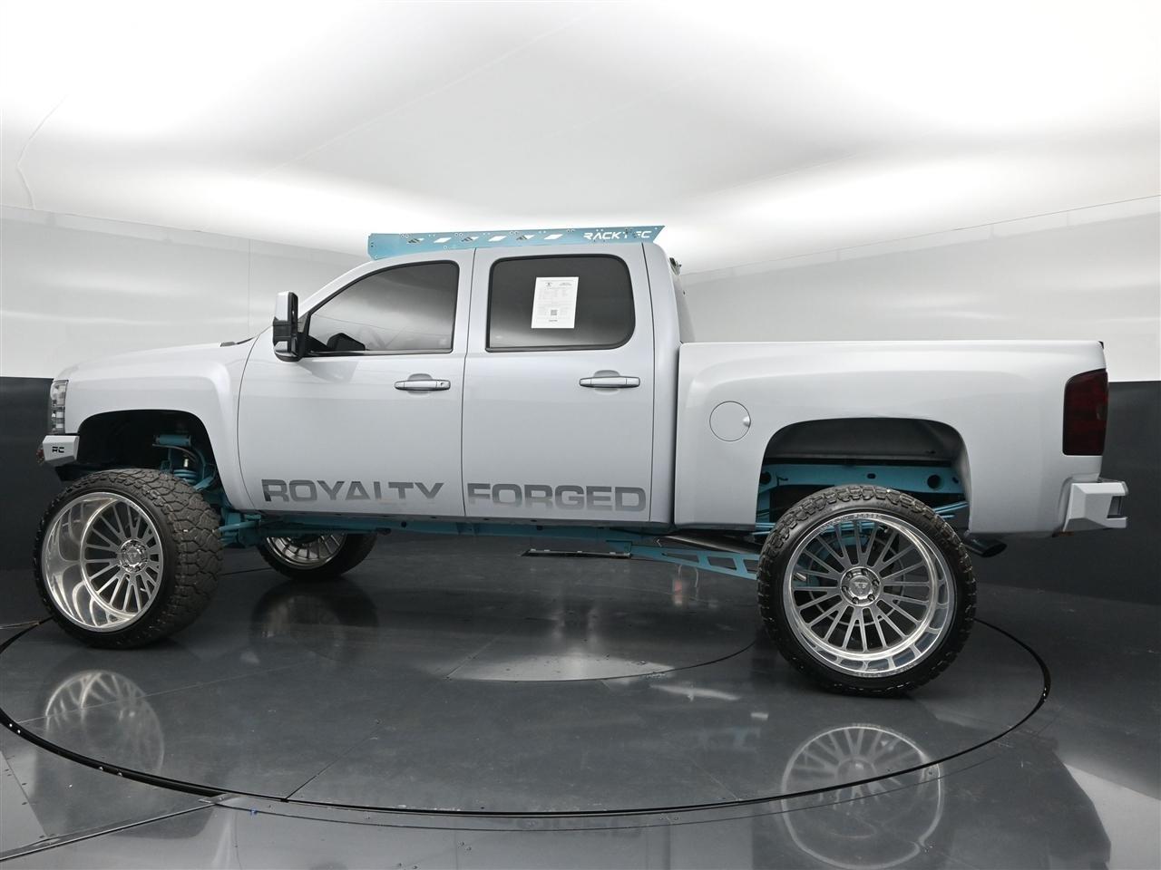 Chevrolet Silverado 1500 LT Crew Cab 4WD 2013