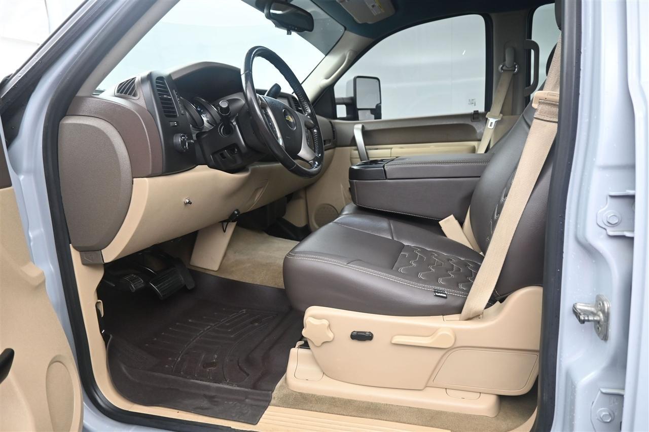 Chevrolet Silverado 1500 LT Crew Cab 4WD 2013