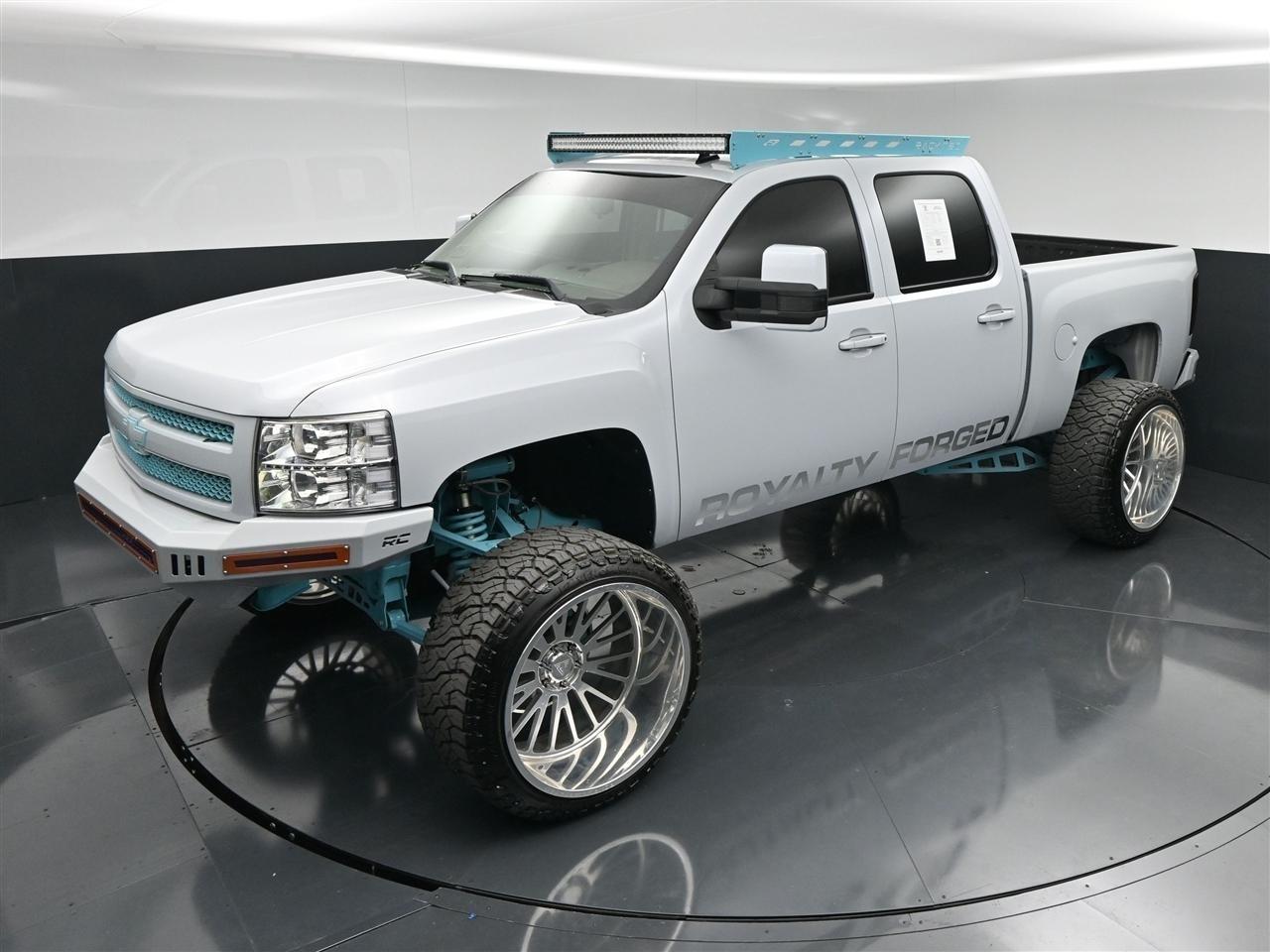 Chevrolet Silverado 1500 LT Crew Cab 4WD 2013
