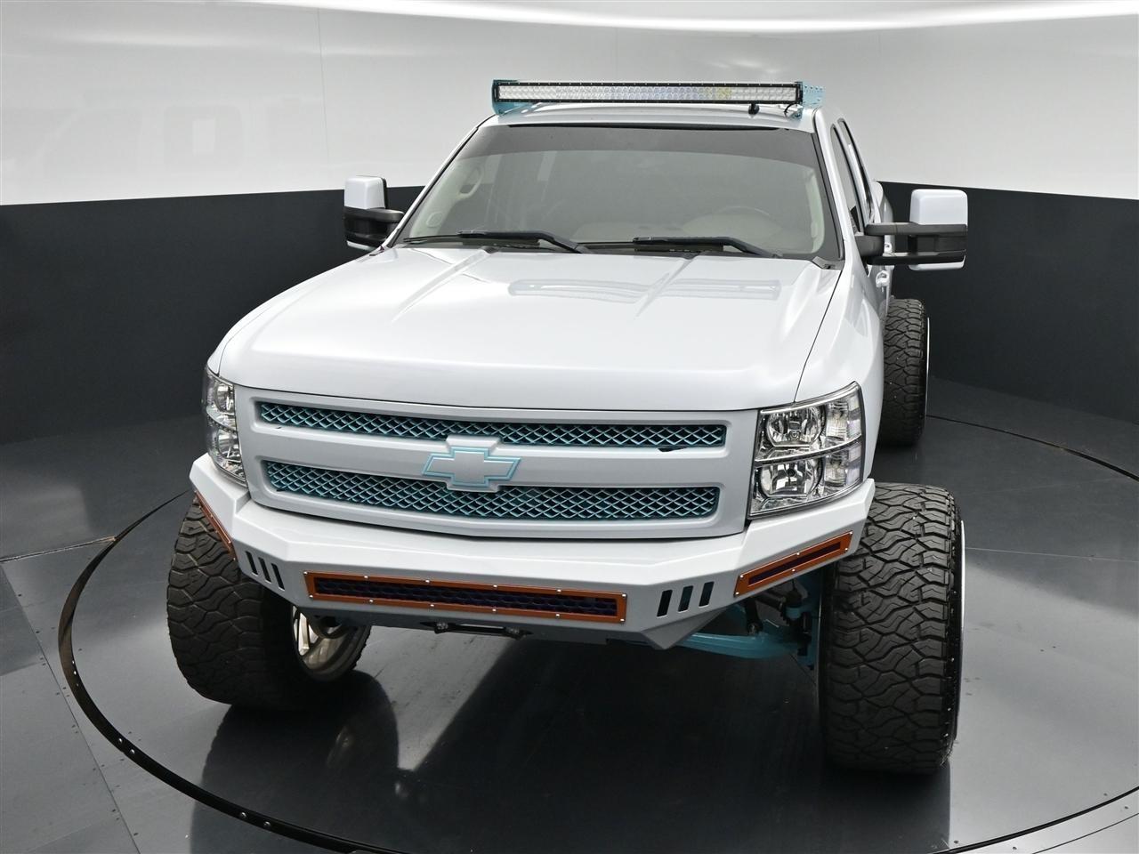 Chevrolet Silverado 1500 LT Crew Cab 4WD 2013
