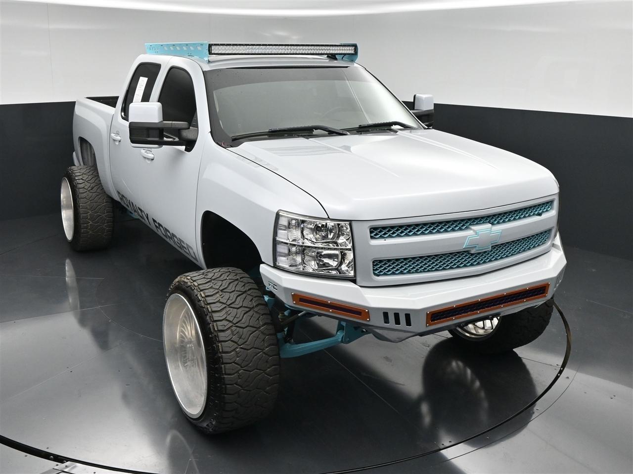 Chevrolet Silverado 1500 LT Crew Cab 4WD 2013