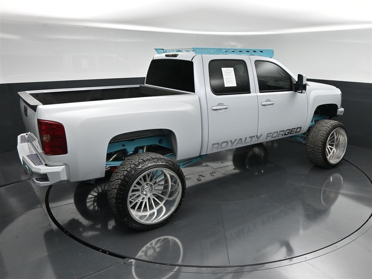 Chevrolet Silverado 1500 LT Crew Cab 4WD 2013
