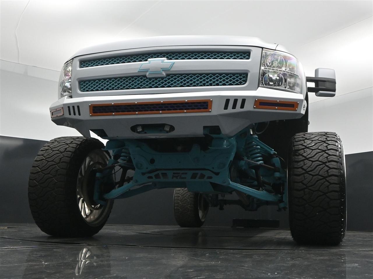 Chevrolet Silverado 1500 LT Crew Cab 4WD 2013
