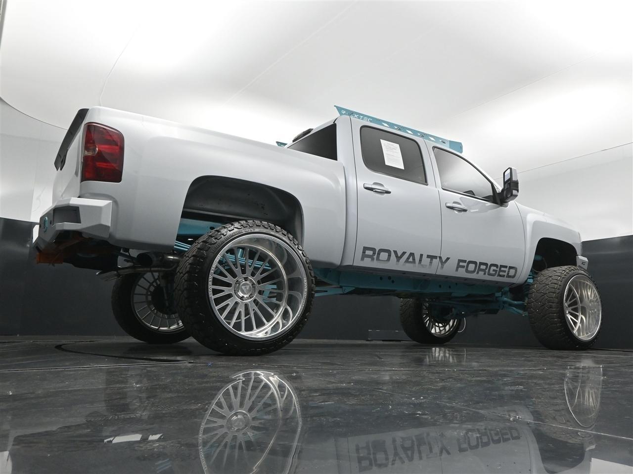Chevrolet Silverado 1500 LT Crew Cab 4WD 2013