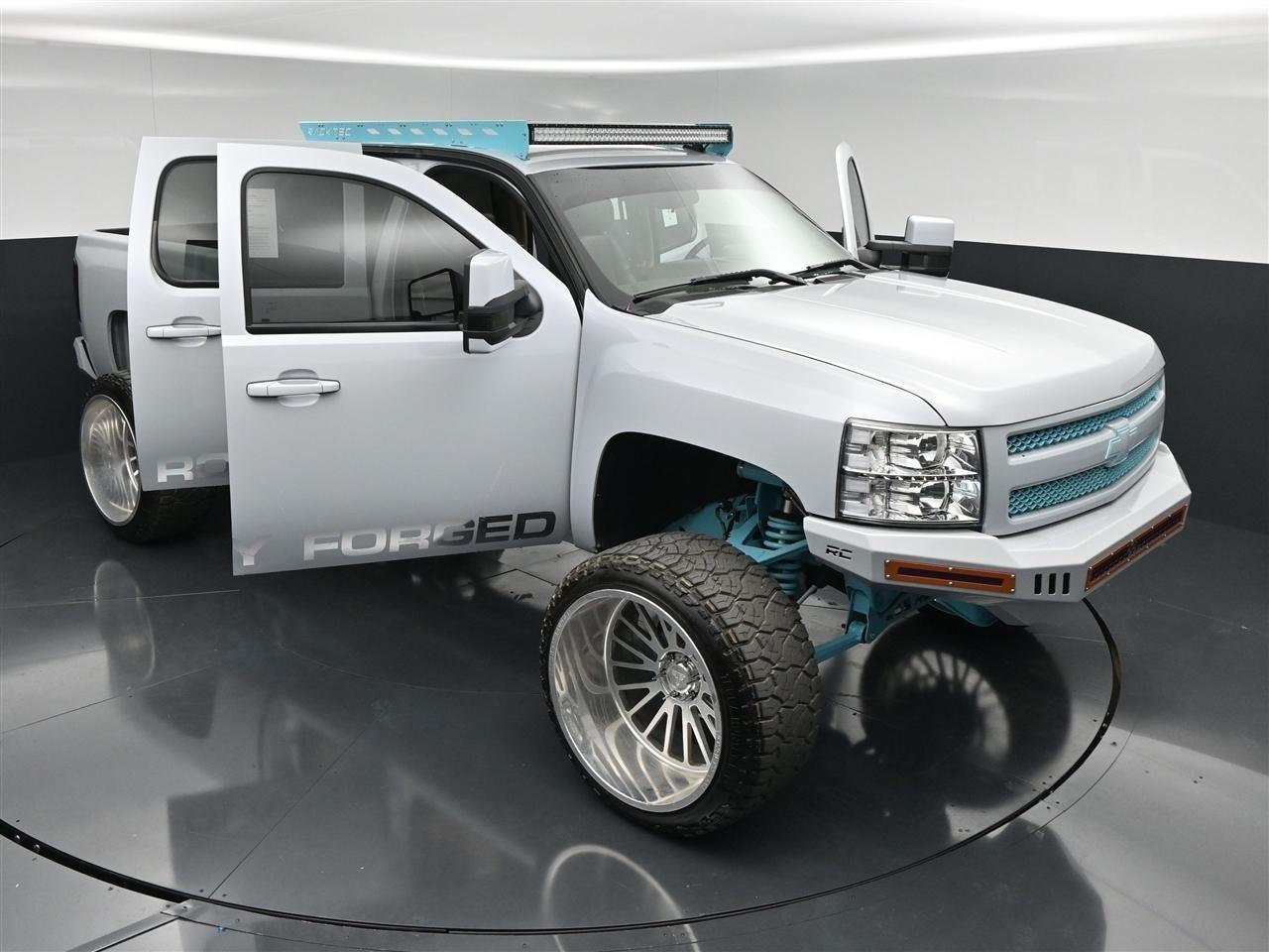 Chevrolet Silverado 1500 LT Crew Cab 4WD 2013