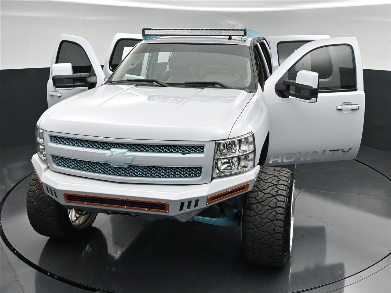 Chevrolet Silverado 1500 LT Crew Cab 4WD 2013
