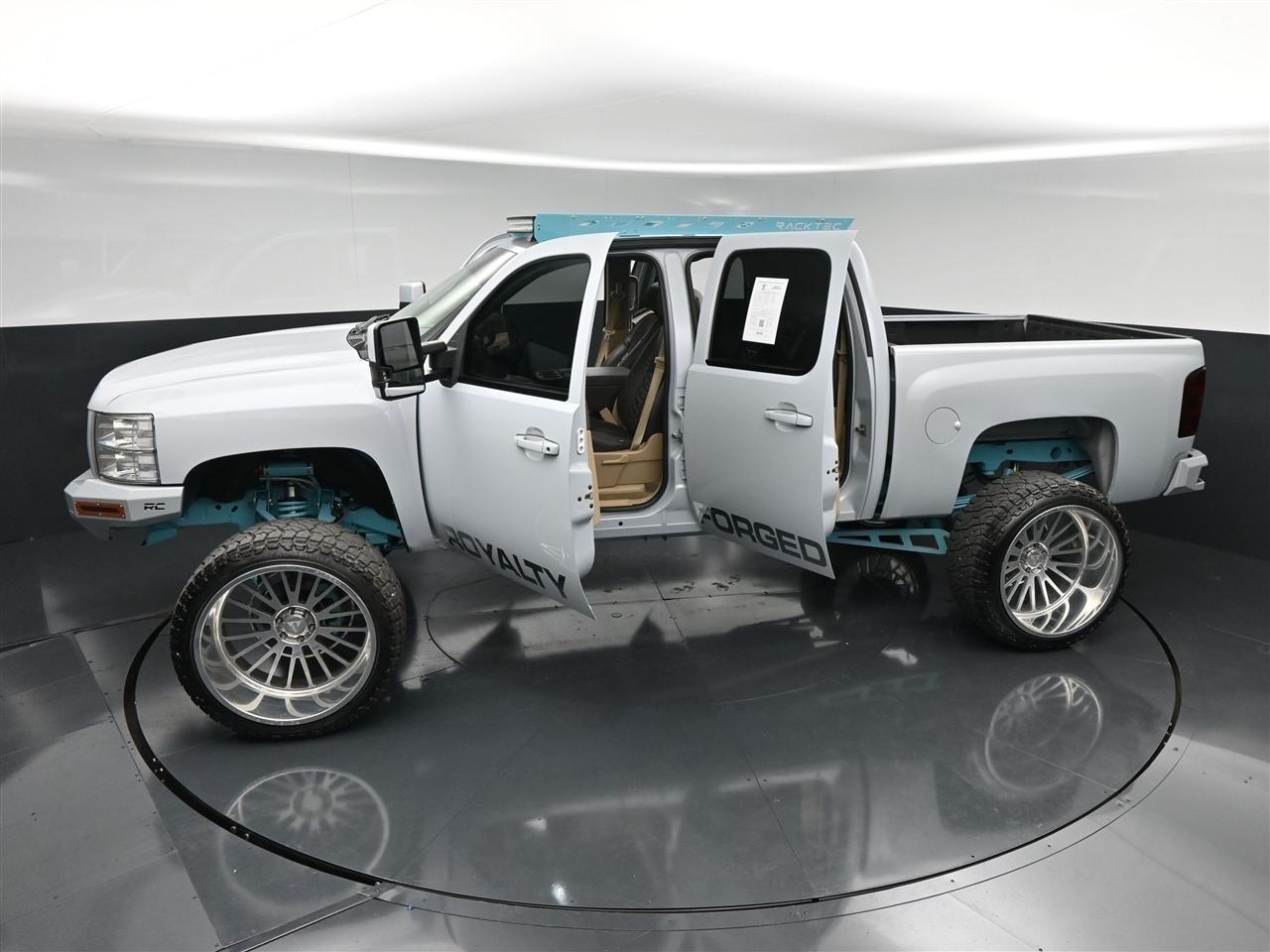 Chevrolet Silverado 1500 LT Crew Cab 4WD 2013