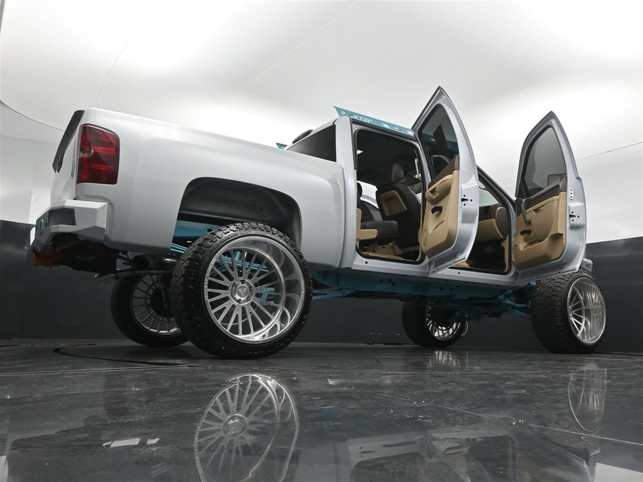 Chevrolet Silverado 1500 LT Crew Cab 4WD 2013