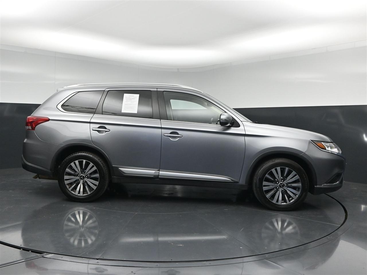 Mitsubishi Outlander SEL AWD 2020