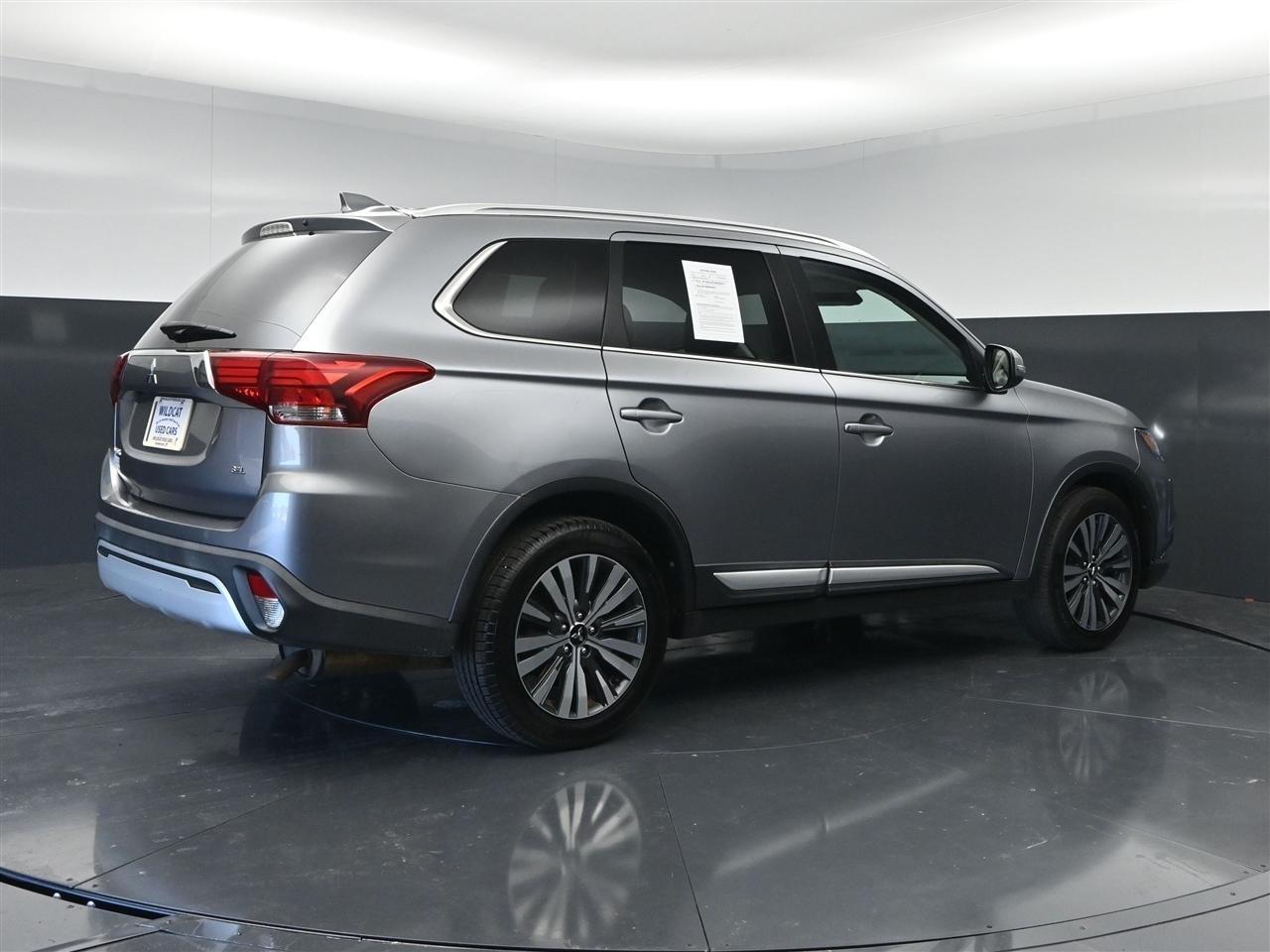 Mitsubishi Outlander SEL AWD 2020