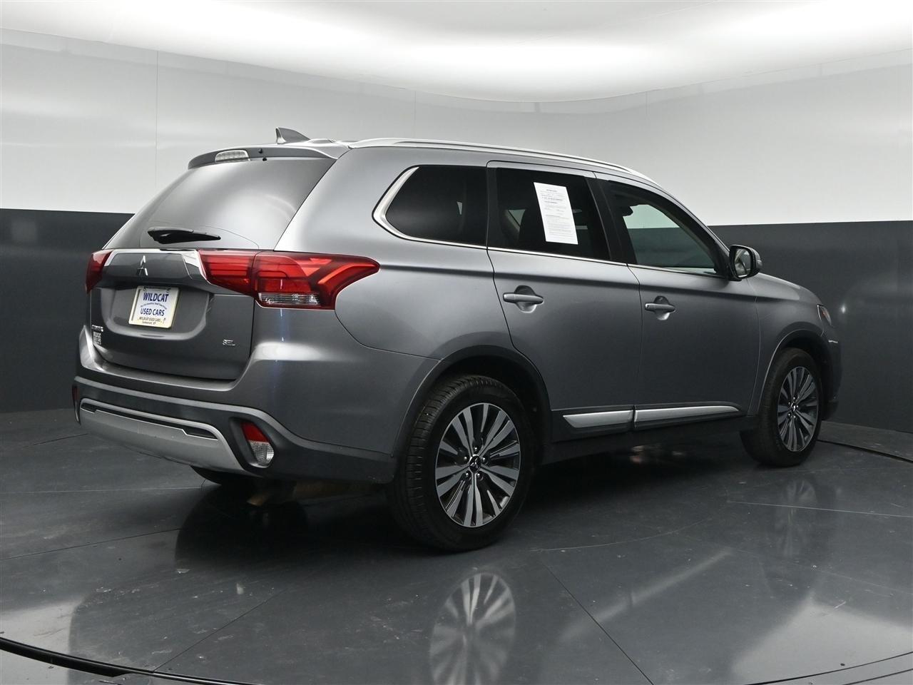 Mitsubishi Outlander SEL AWD 2020