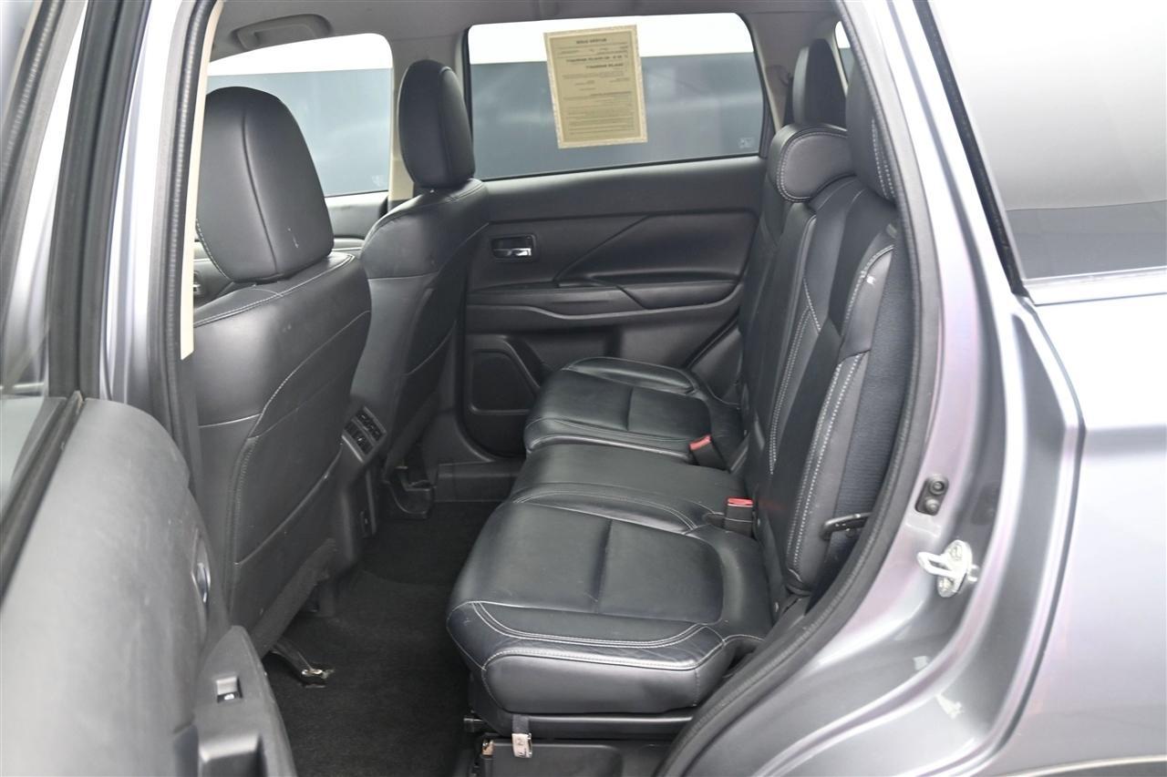 Mitsubishi Outlander SEL AWD 2020