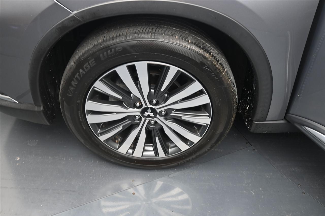 Mitsubishi Outlander SEL AWD 2020