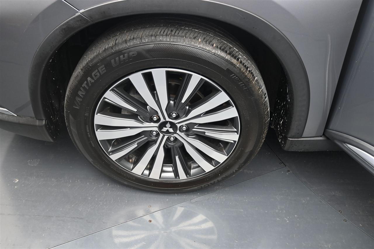 Mitsubishi Outlander SEL AWD 2020