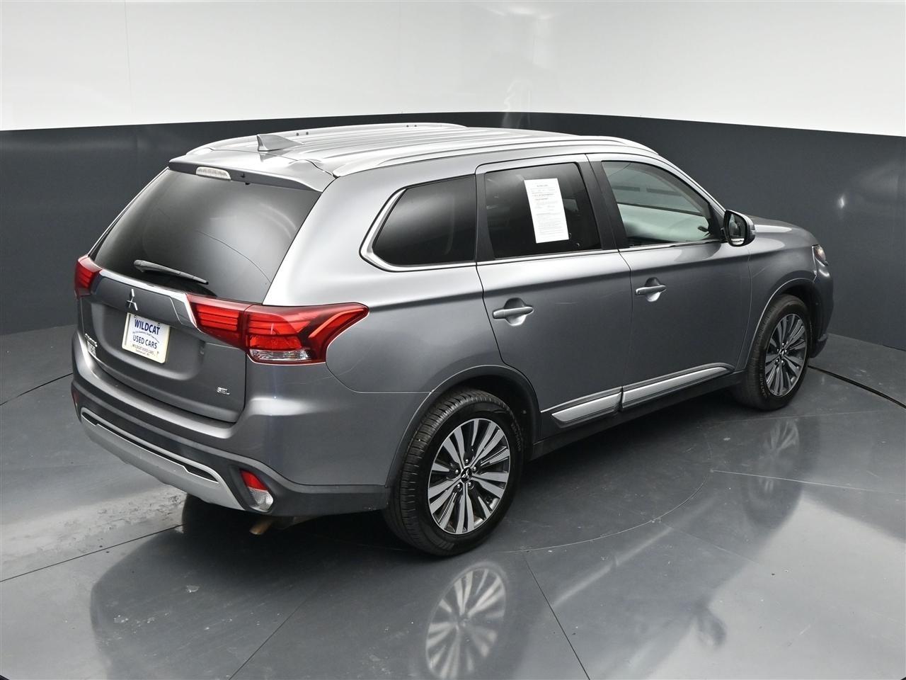 Mitsubishi Outlander SEL AWD 2020
