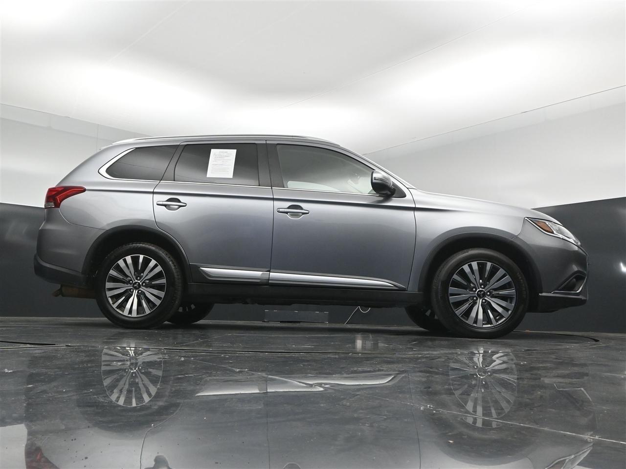Mitsubishi Outlander SEL AWD 2020