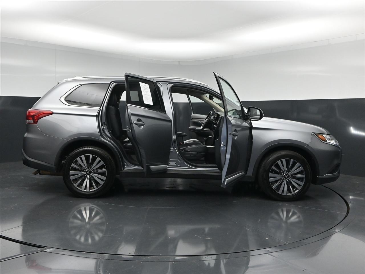 Mitsubishi Outlander SEL AWD 2020