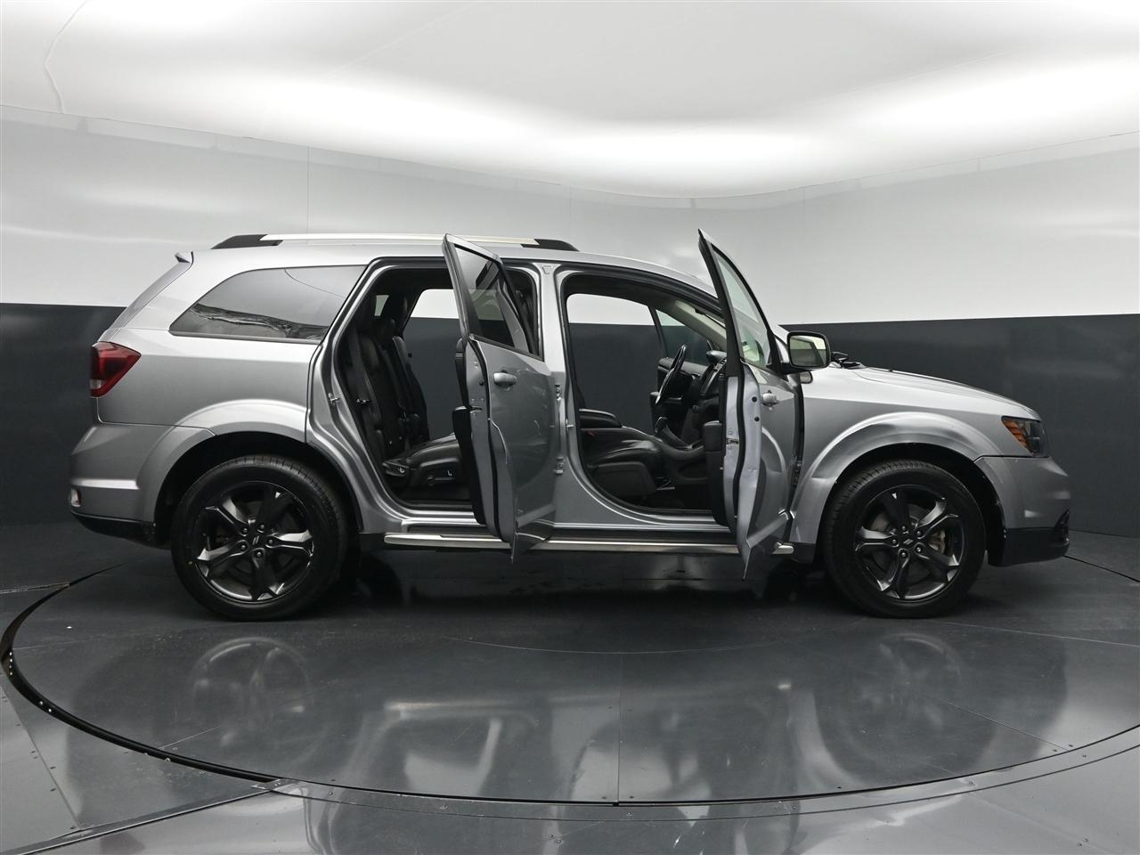 Dodge Journey Crossroad 2020