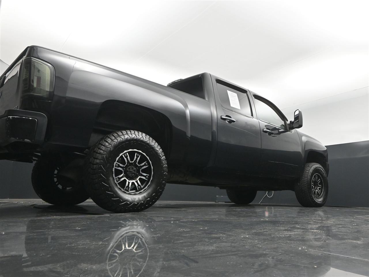 Chevrolet Silverado 2500HD LTZ Crew Cab Long Box 4WD 2009