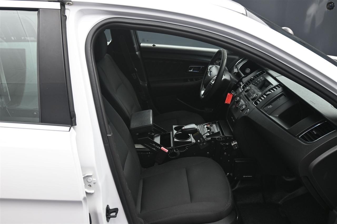 Ford Taurus Police AWD 2015