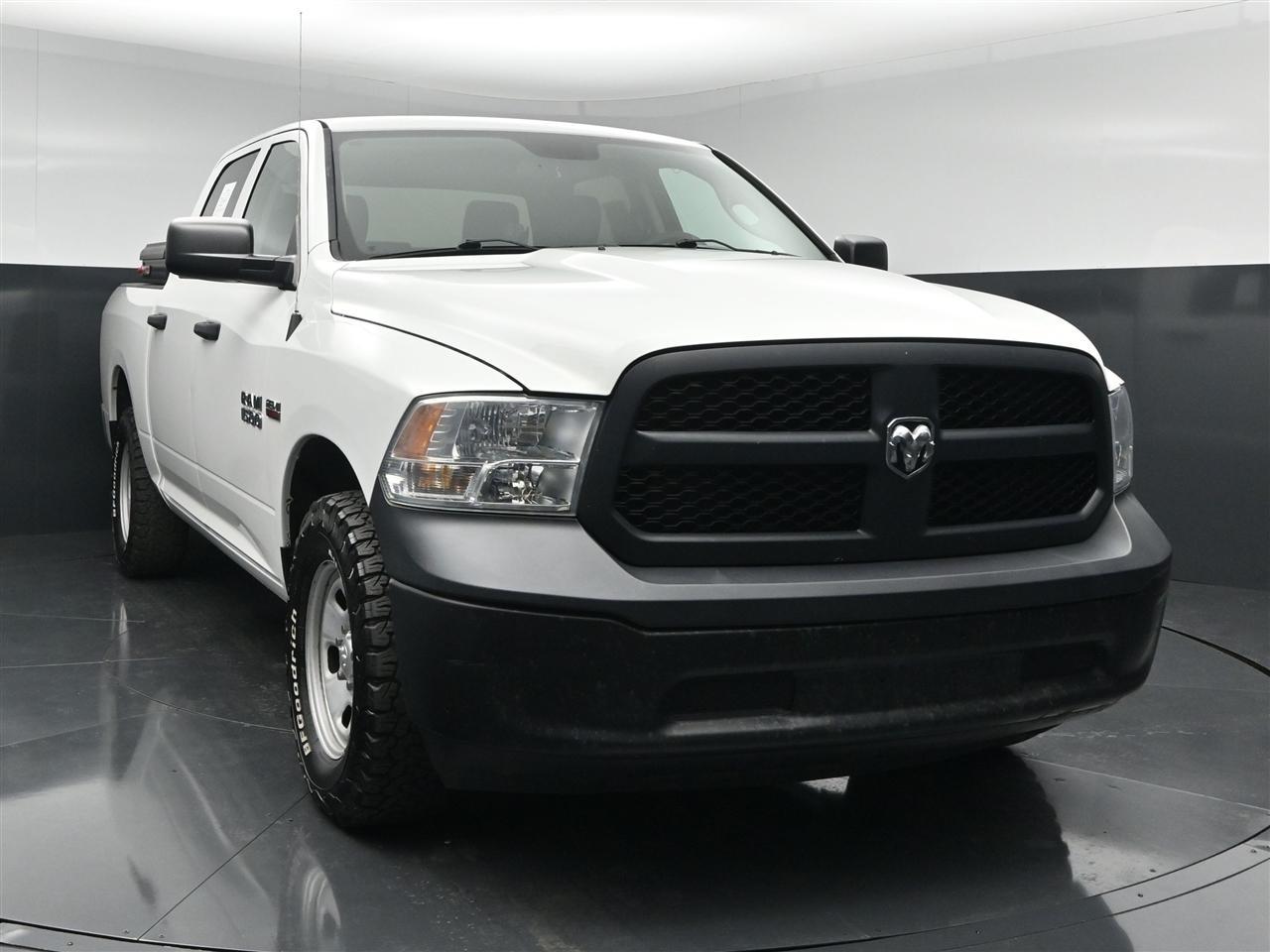 2016 RAM 1500 Tradesman Crew Cab 4WD   