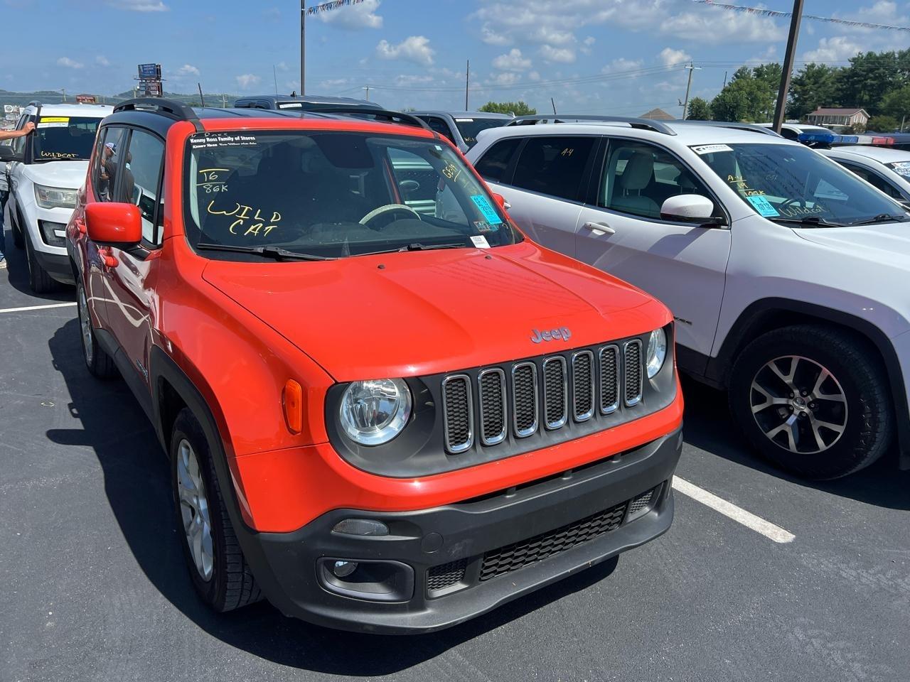  2016 Jeep Renegade Latitude FWD   