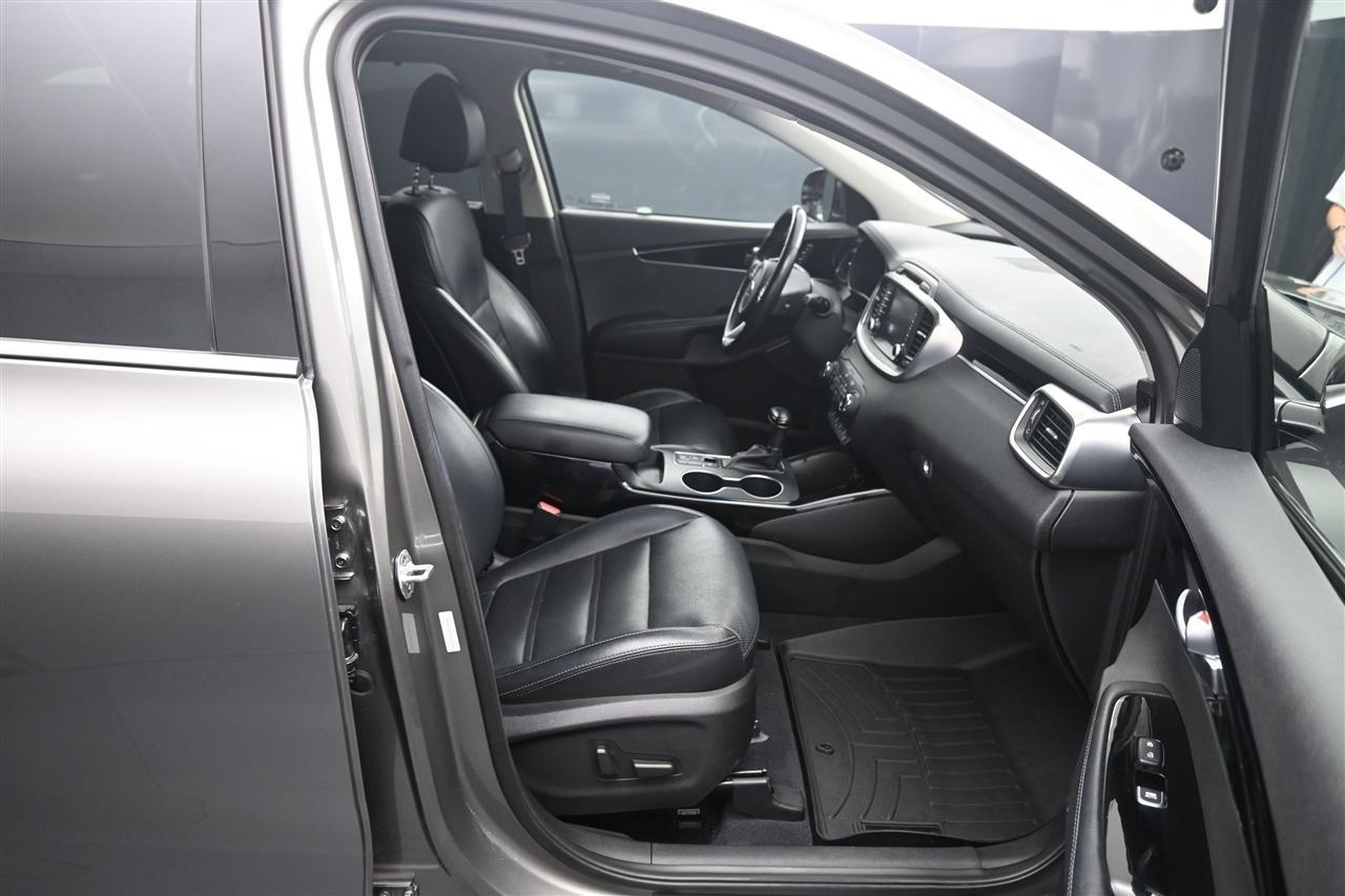 Kia Sorento SX Limited V6 AWD 2018