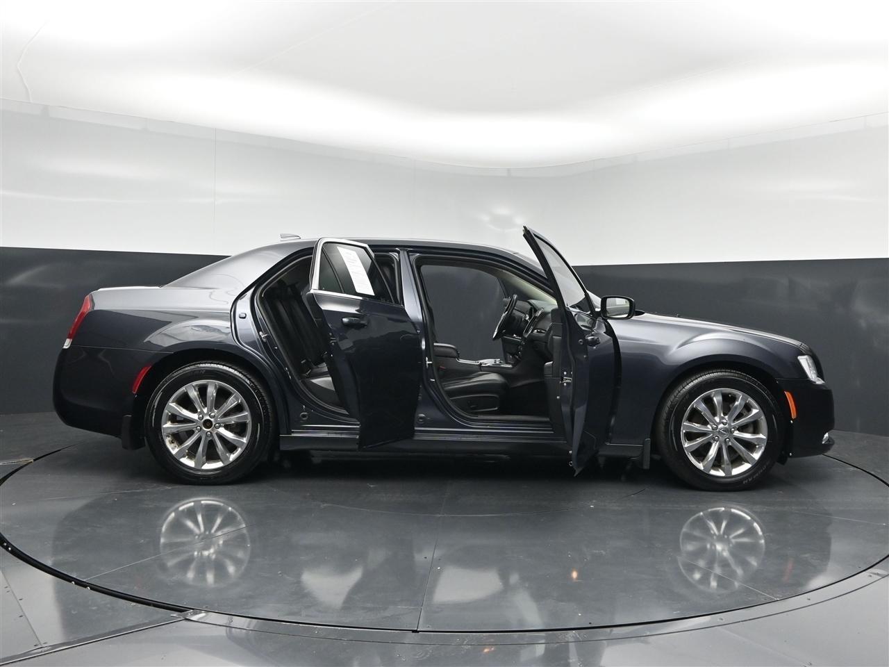 Chrysler 300 Limited AWD 2017