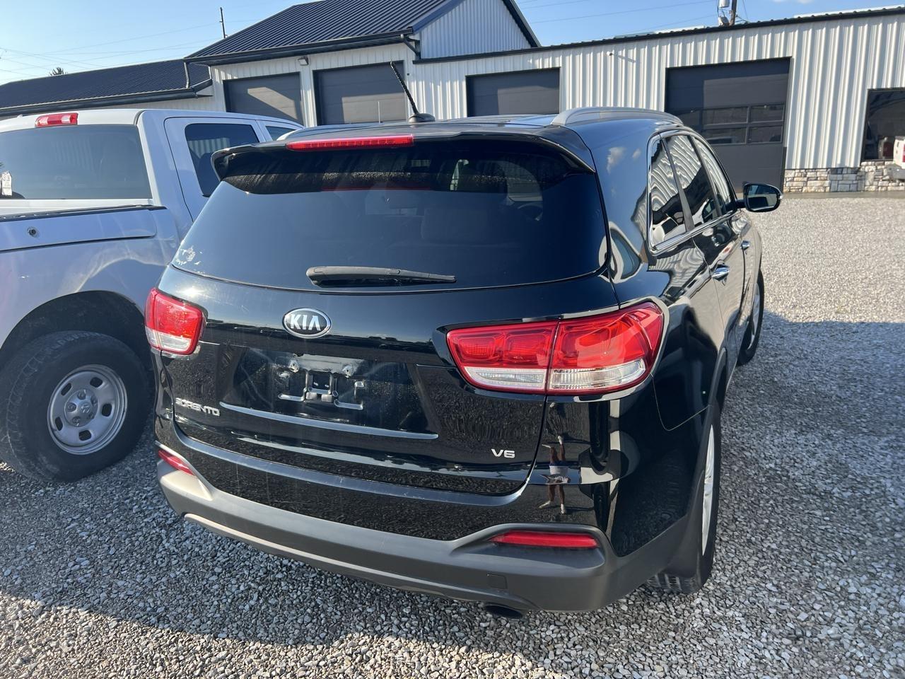 Kia Sorento LX V6 AWD 2016
