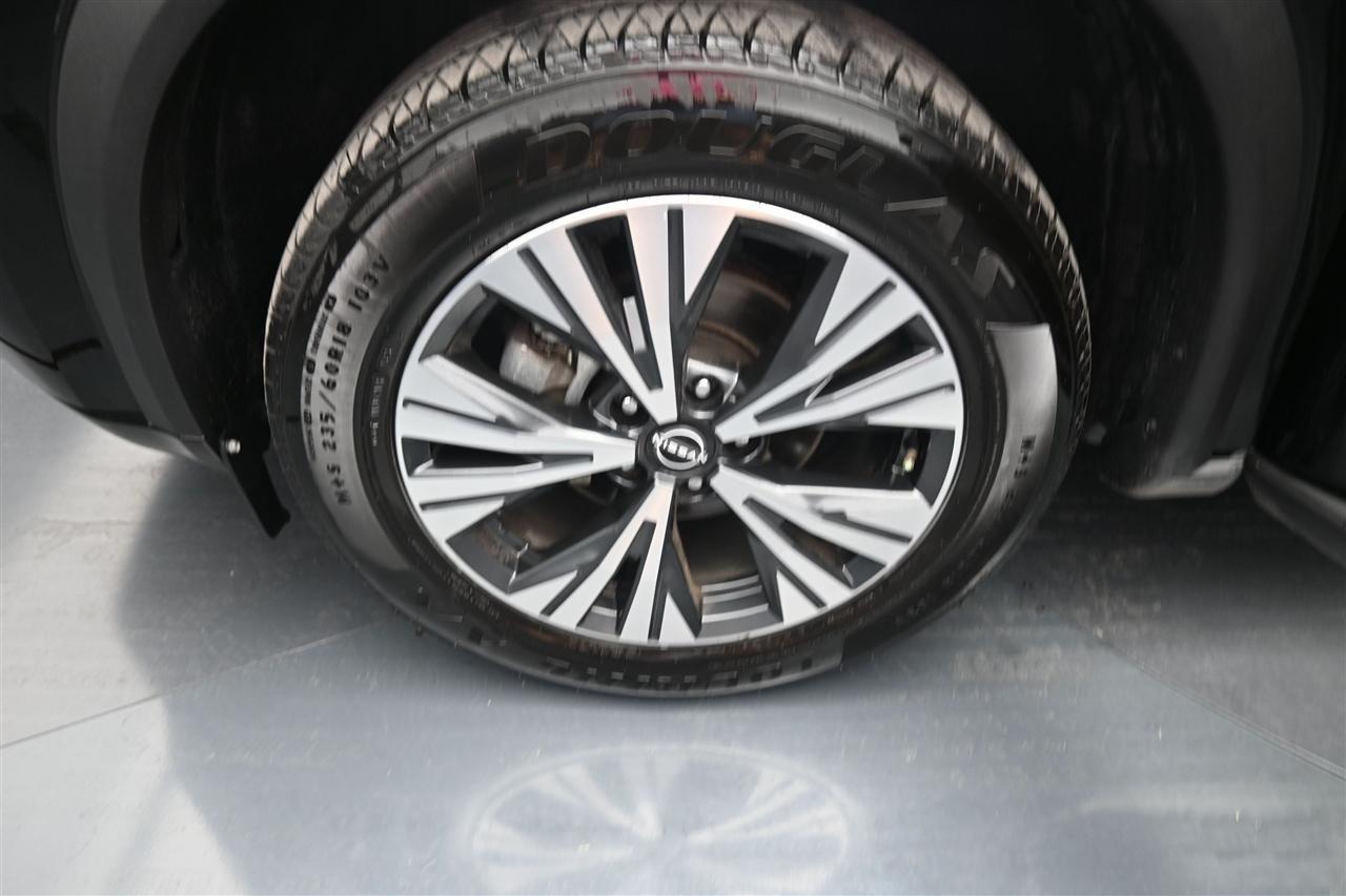 Nissan Rogue SV 2023