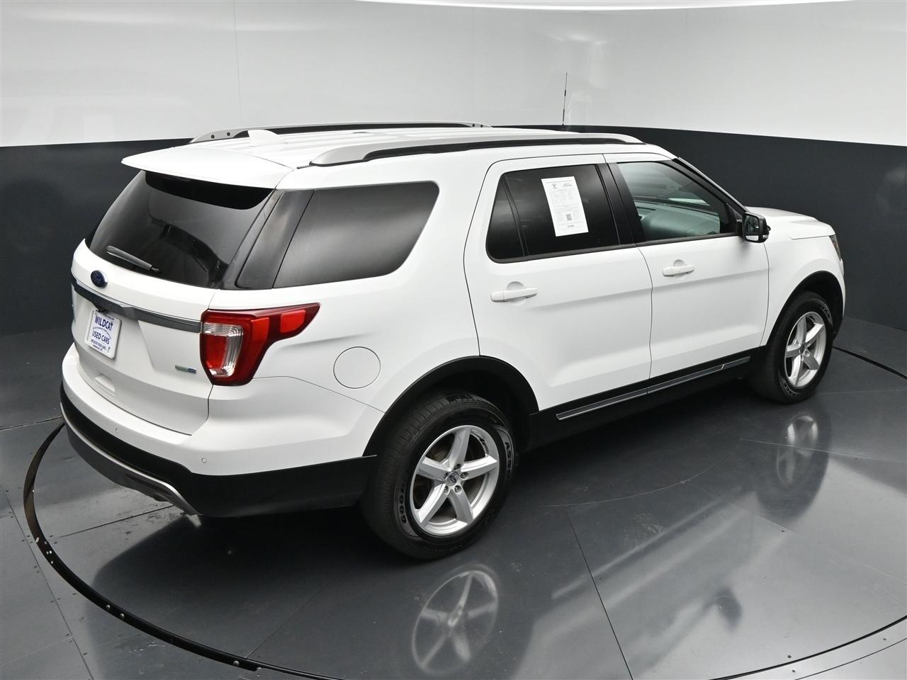Ford Explorer XLT 4WD 2016