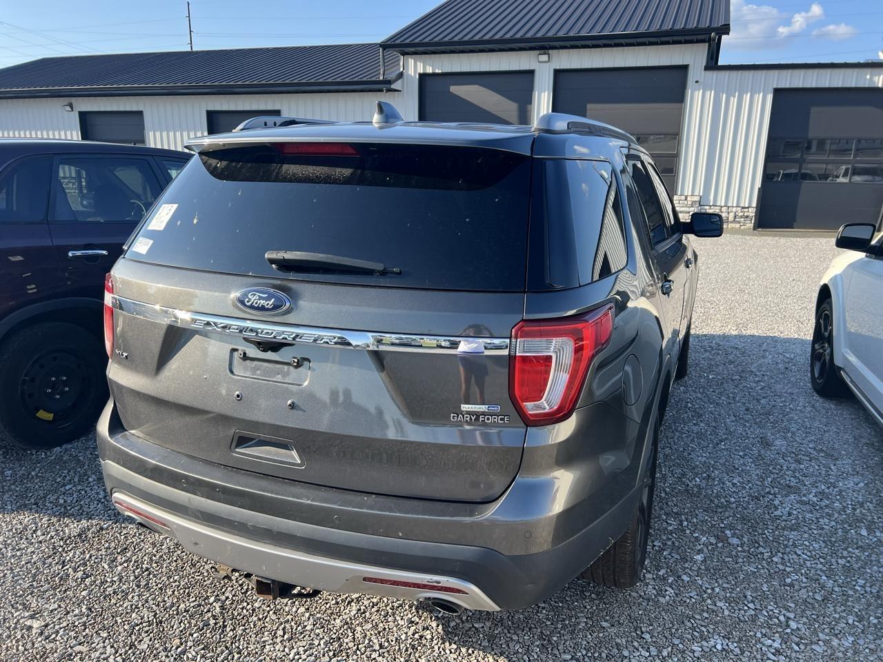 Ford Explorer XLT 4WD 2016