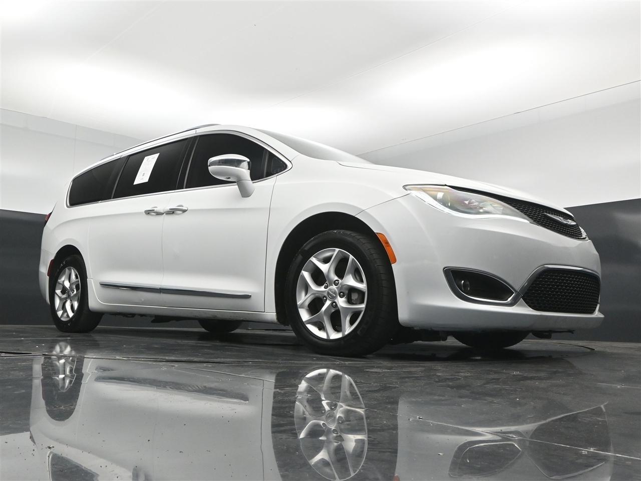 Chrysler Pacifica Limited 2020